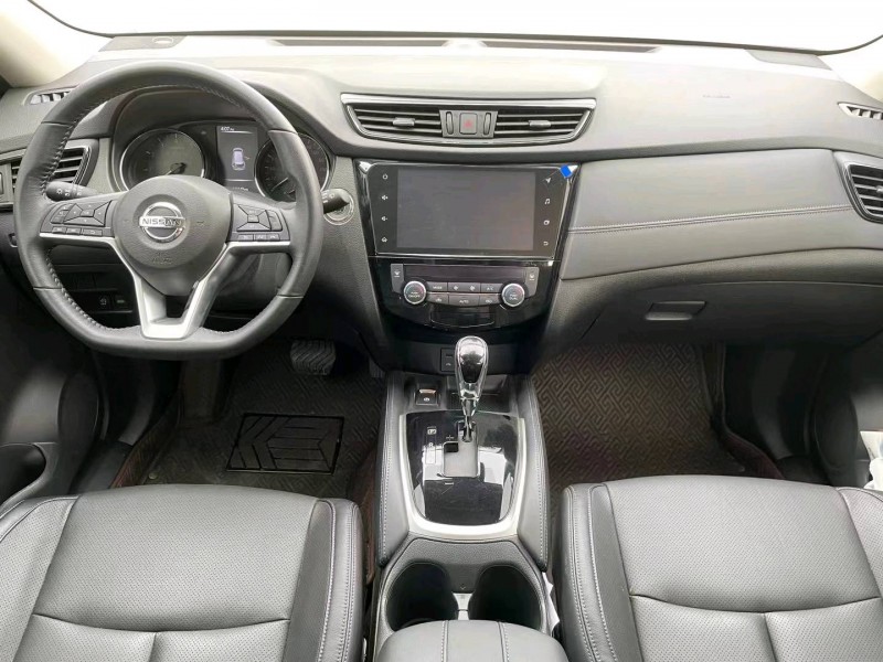 北京20年日产奇骏8