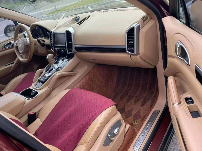 宜昌13年保时捷卡宴4