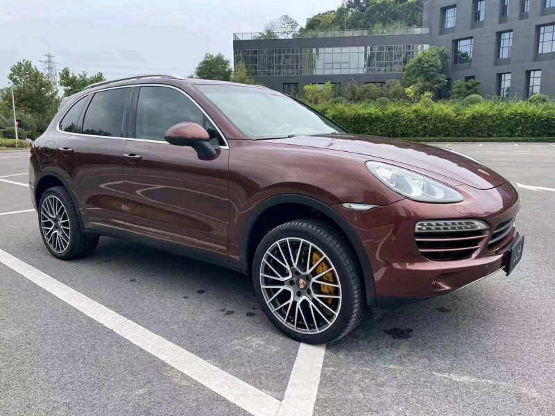 宜昌13年保时捷卡宴3