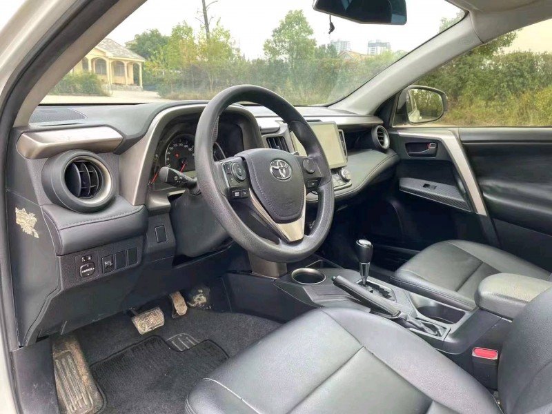 北京16年丰田RAV47