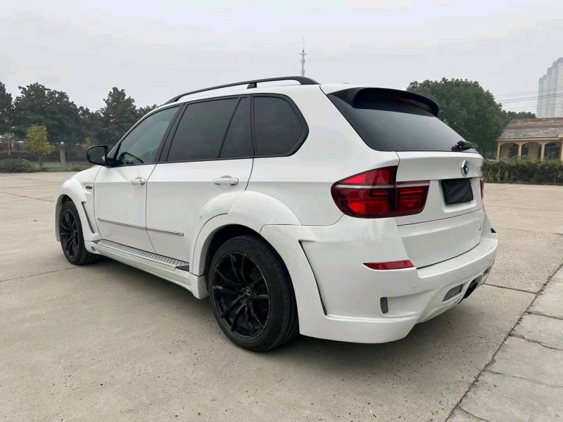 北京12年宝马X57