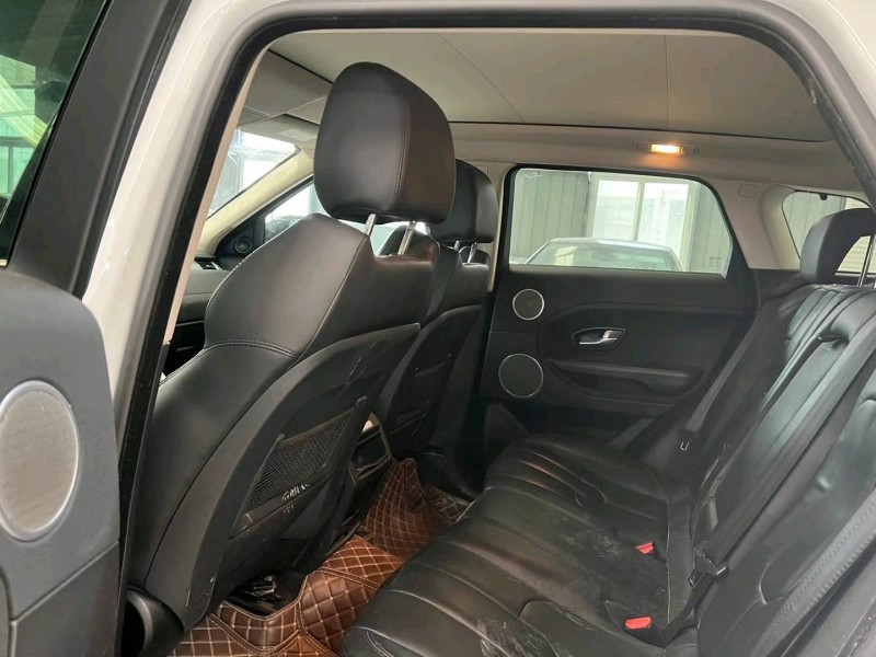 济宁14年路虎极光4