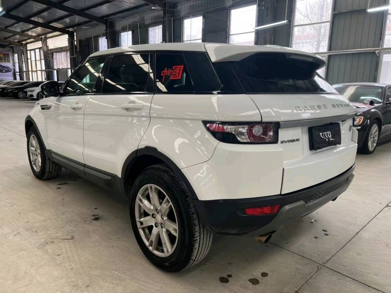 济宁14年路虎极光2