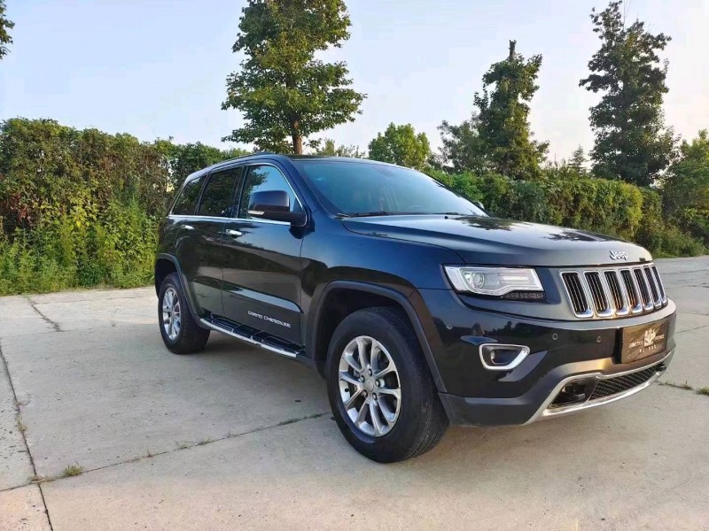 北京17年Jeep大切诺基3