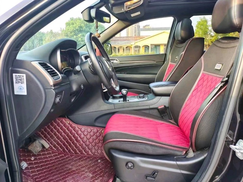 北京17年Jeep大切诺基4