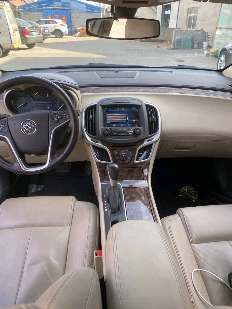 枣庄14年别克君越4