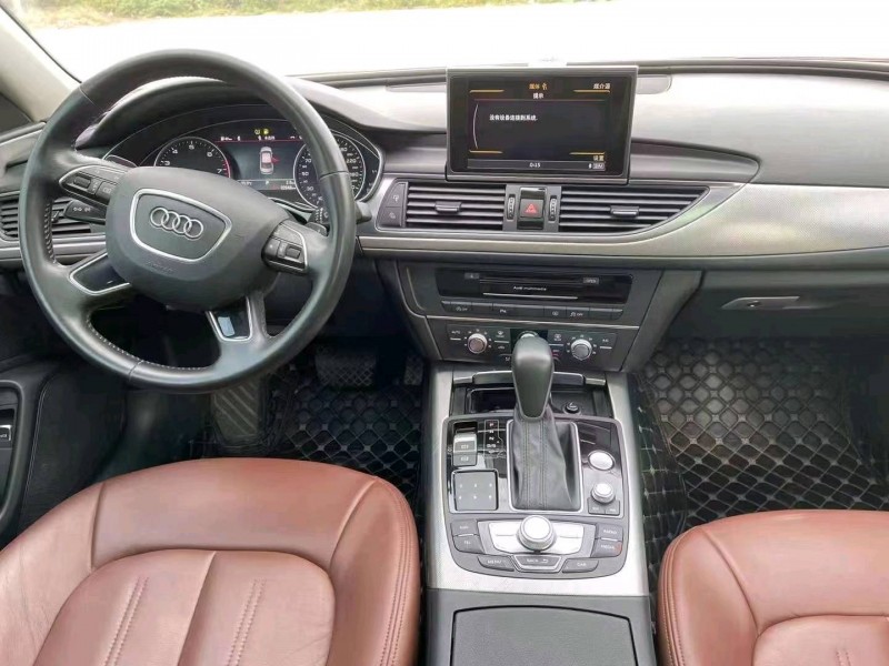 北京16年奥迪A6L8