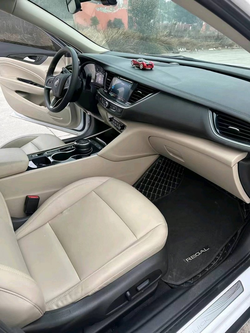 北京22年别克君威7