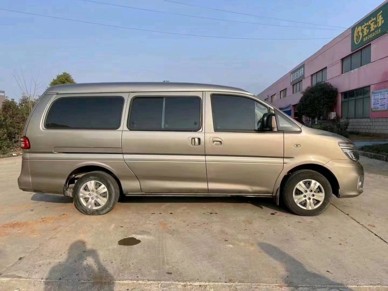 北京19年东风菱智4