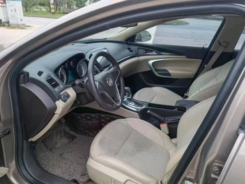 常州17年别克君威7