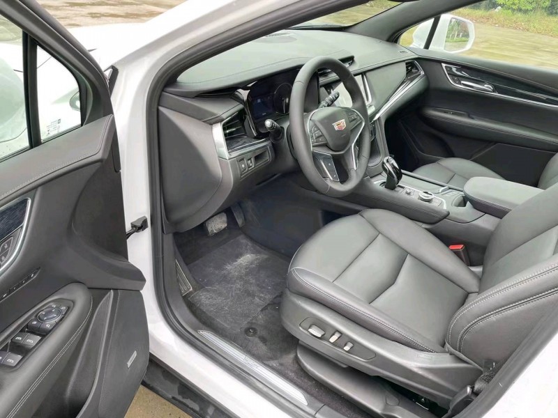 北京22年凯迪拉克XT54