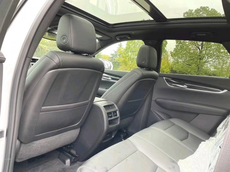 北京22年凯迪拉克XT56