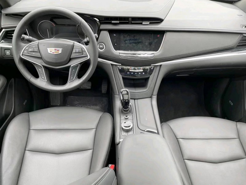 北京22年凯迪拉克XT57