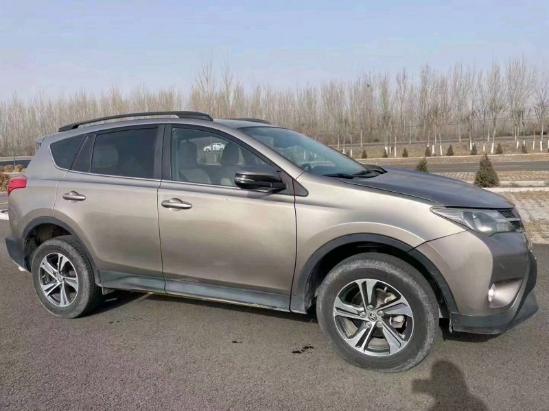邯郸15年丰田RAV42