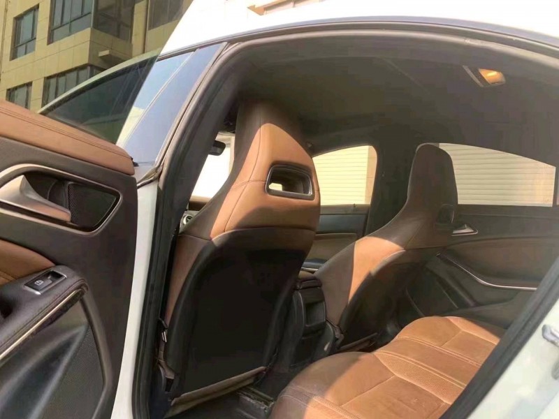 烟台15年奔驰CLA5