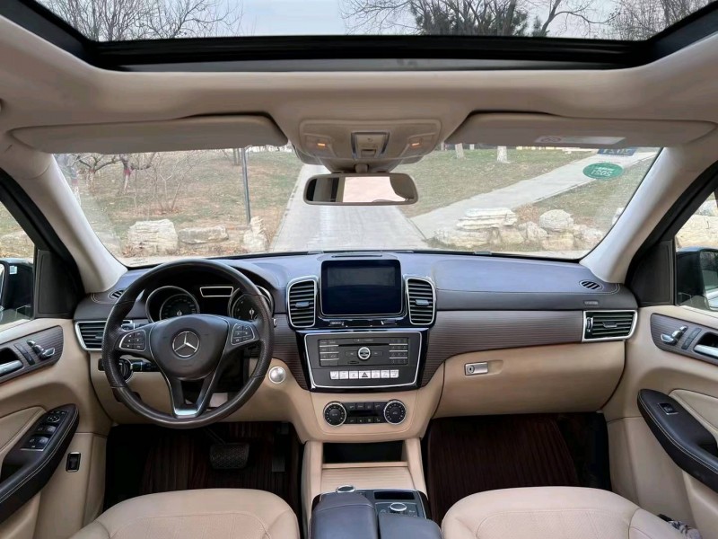 邢台19年奔驰GLE8