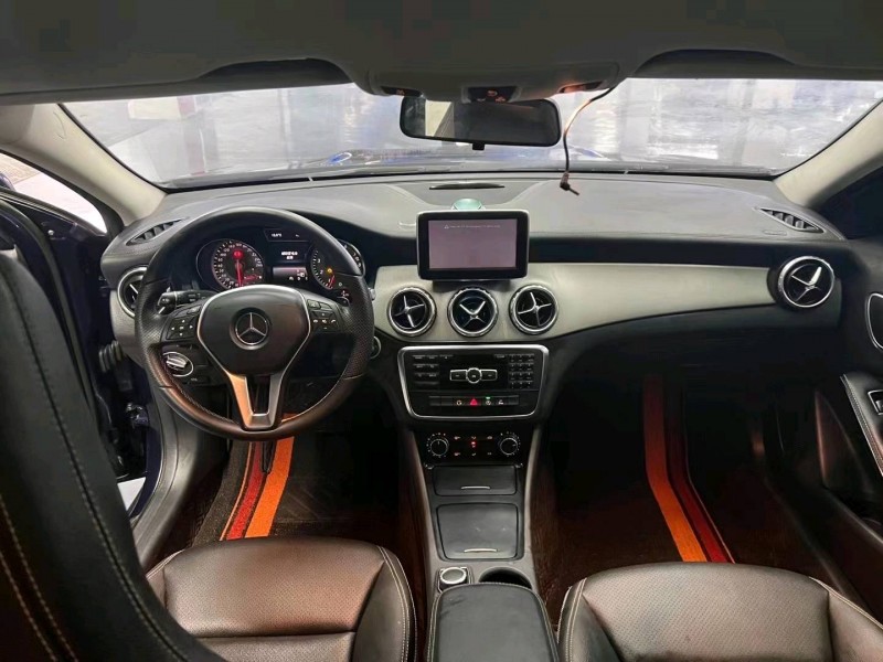 济南15年奔驰GLA4