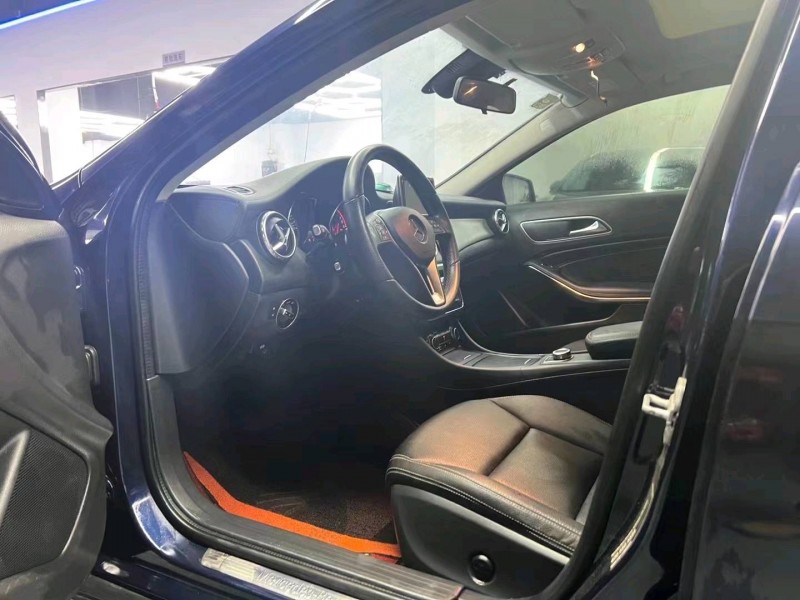 济南15年奔驰GLA6