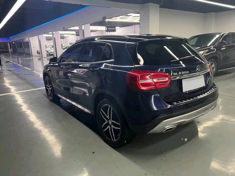 济南15年奔驰GLA8