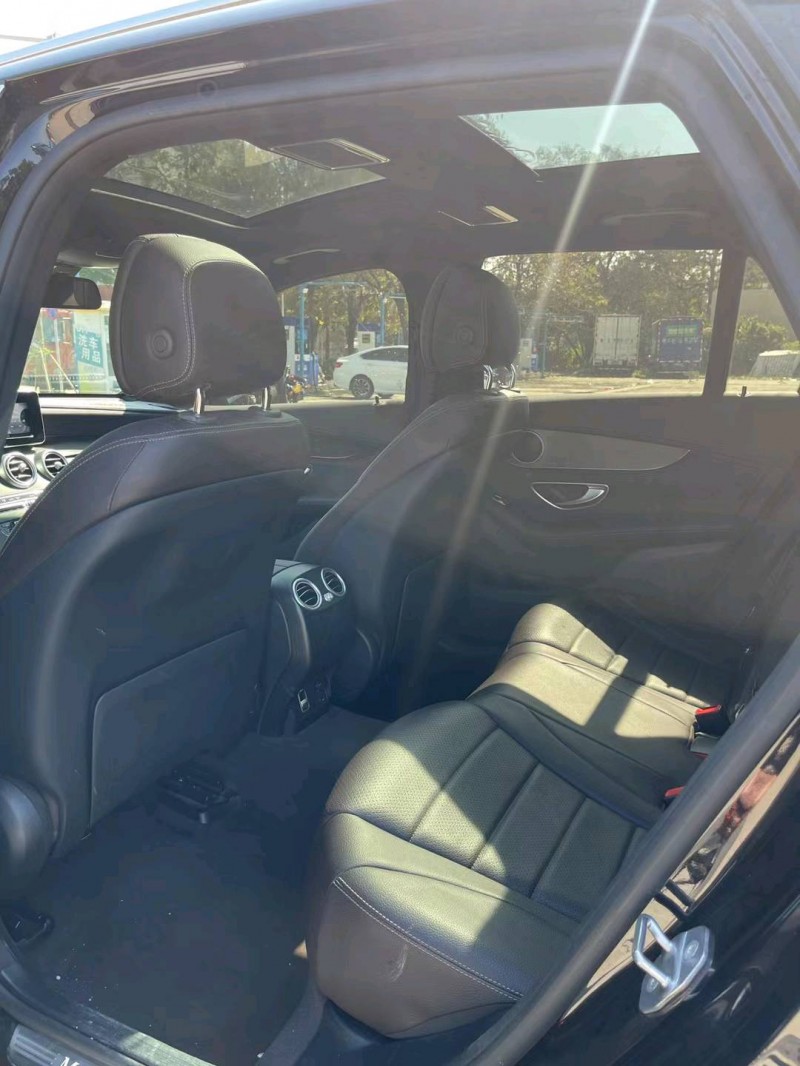 广州19年奔驰GLC4