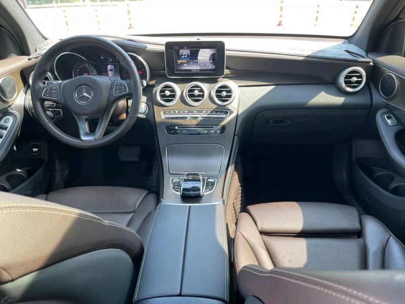 广州19年奔驰GLC6