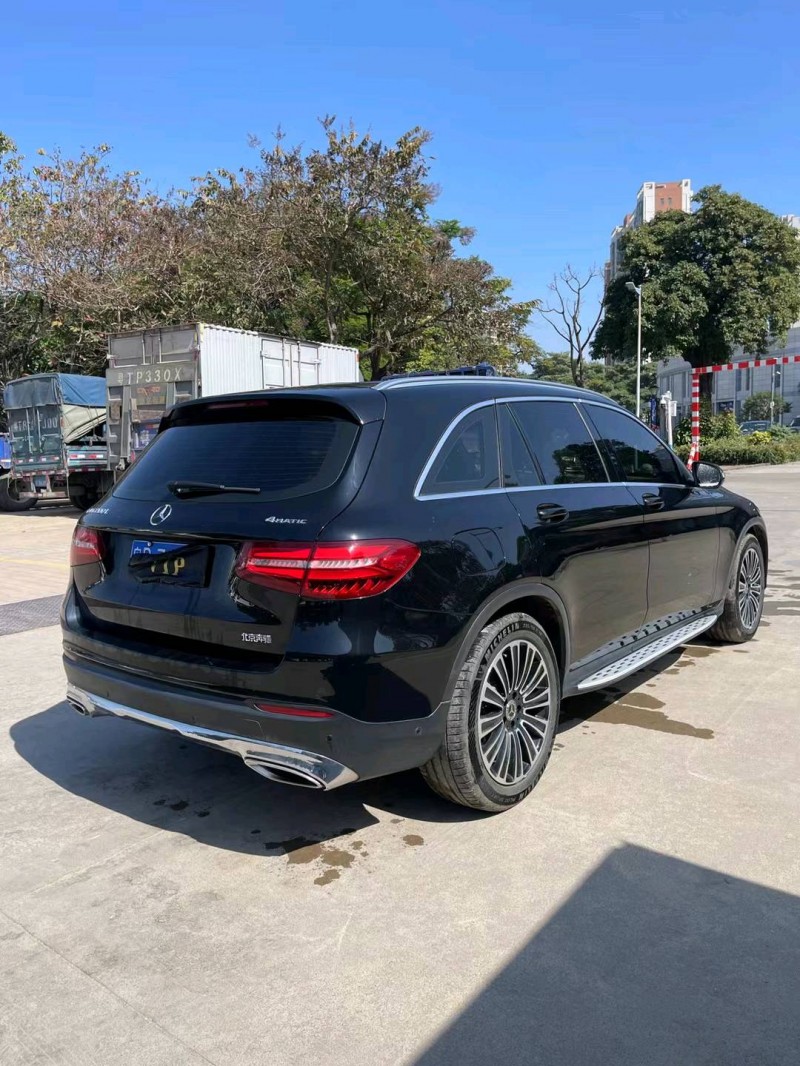 广州19年奔驰GLC8