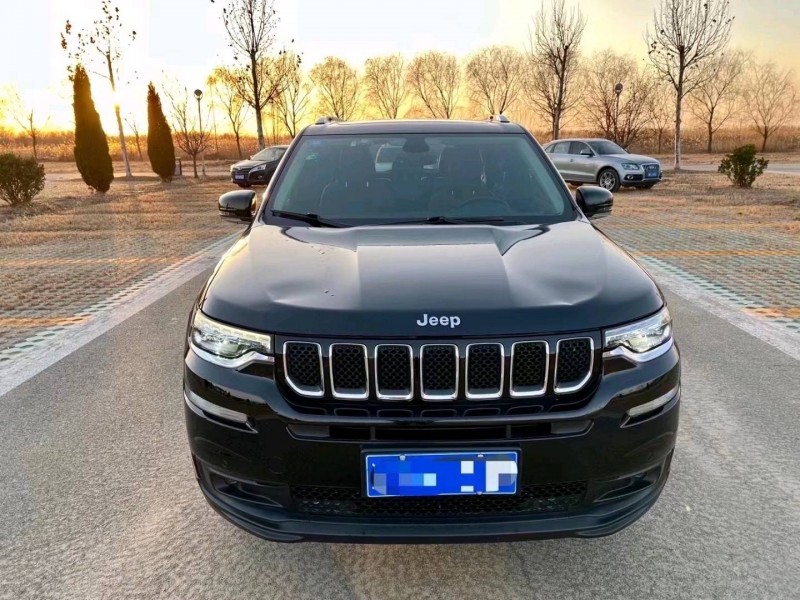 枣庄19年Jeep指挥官1