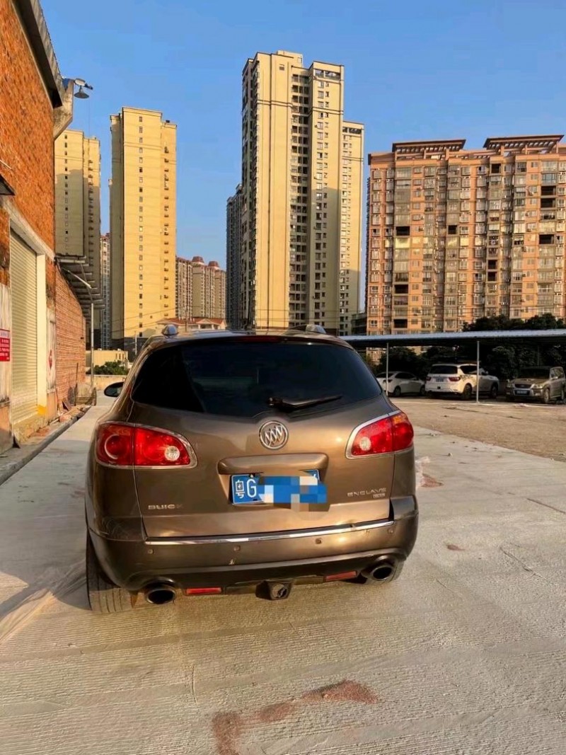 梧州10年别克昂科雷6