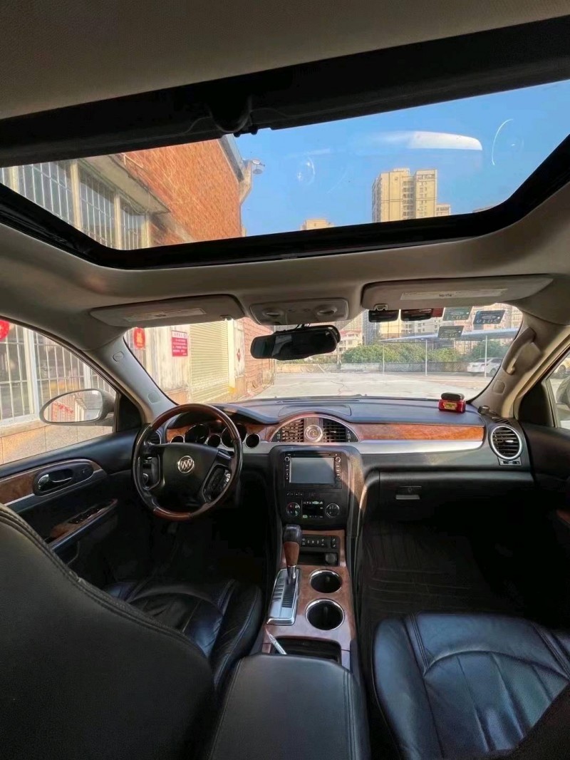 梧州10年别克昂科雷7