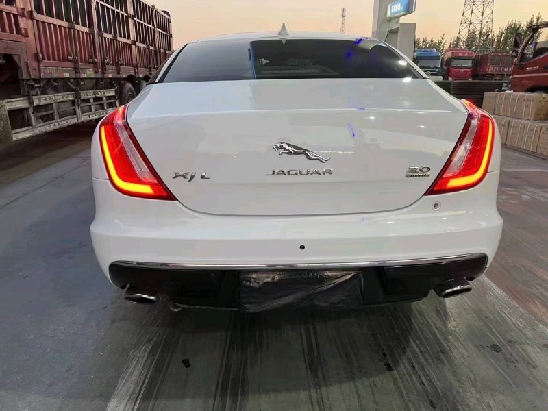 邯郸16年捷豹XJL7