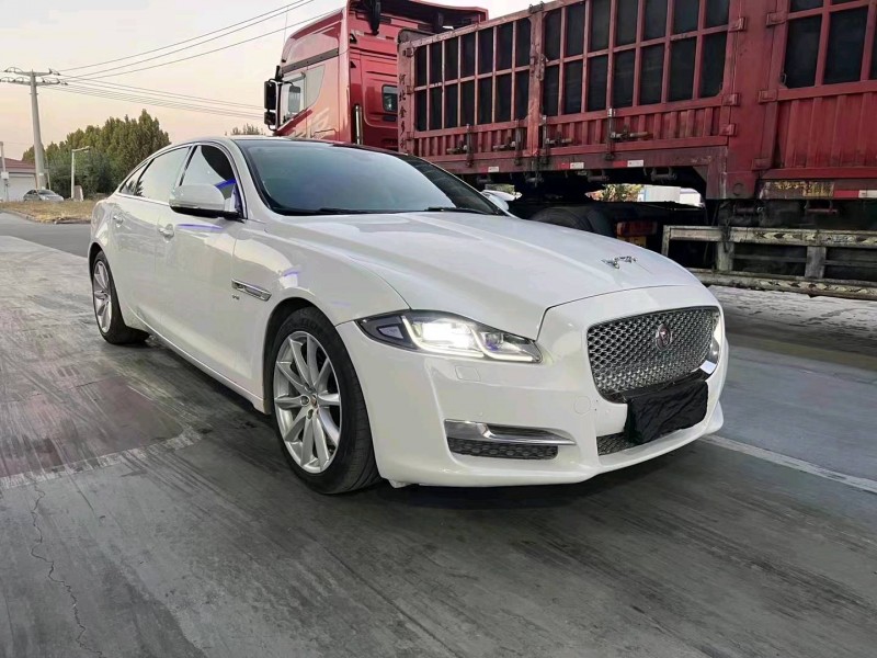 邯鄲16年捷豹XJL1