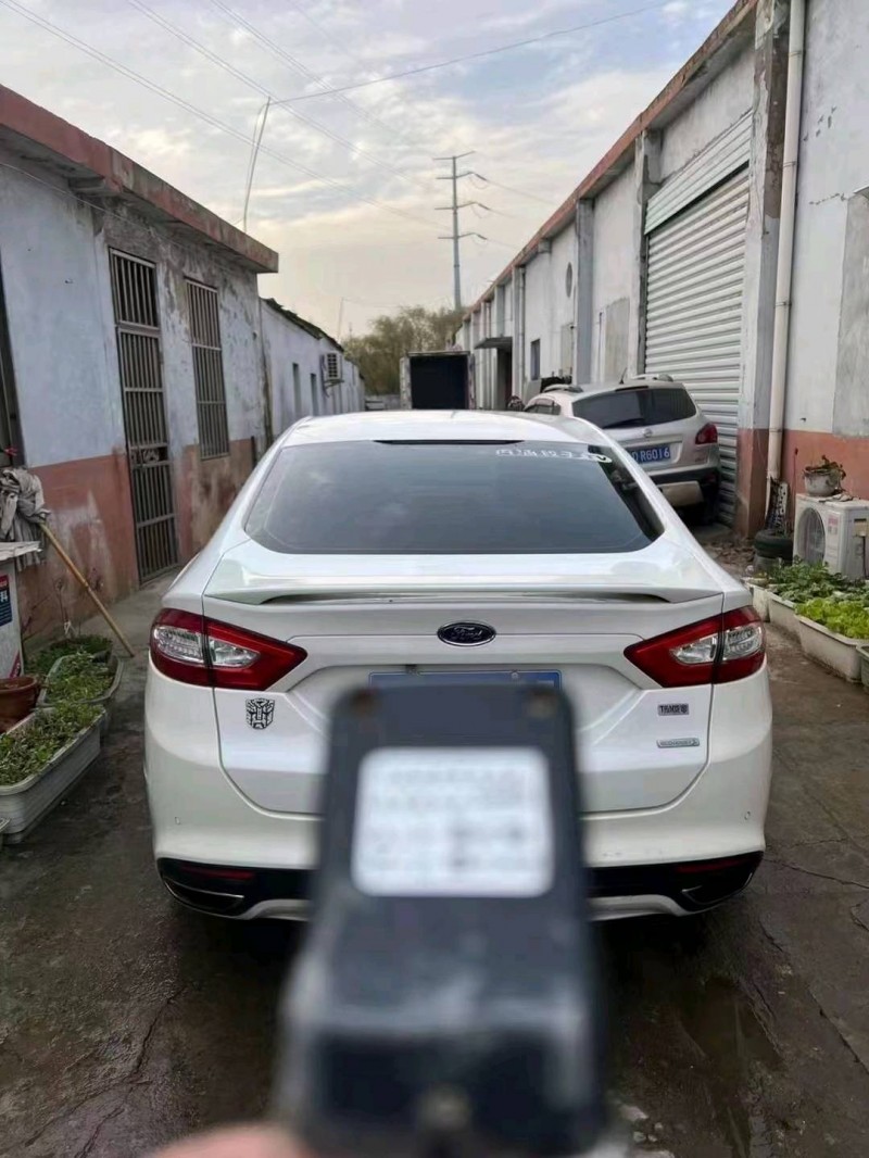 邯郸16年福特蒙迪欧9