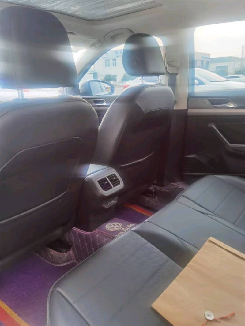 保定20年大众朗逸8