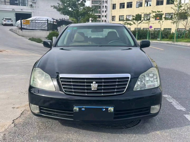 广州06年丰田皇冠1
