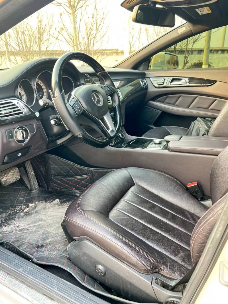 徐州14年奔驰CLS6