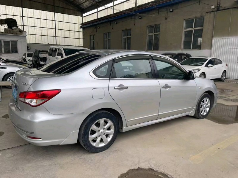 保定14年日产轩逸4