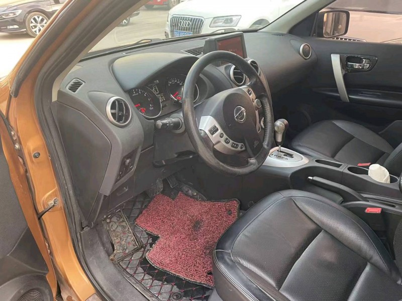 保定14年日产逍客2