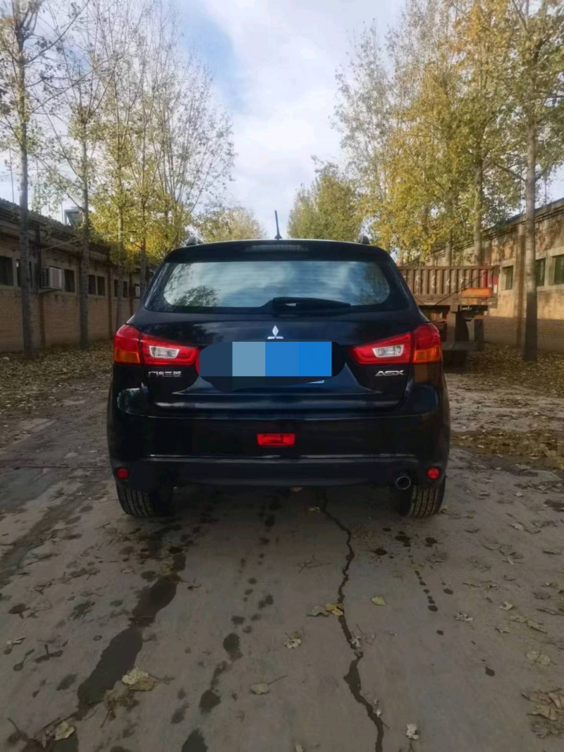 保定14年三菱劲炫6