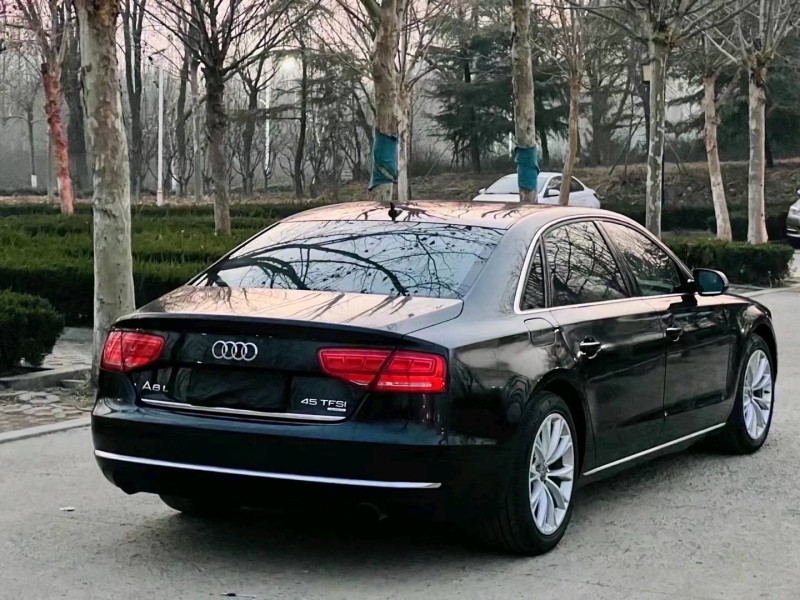 聊城14年奥迪A8L2