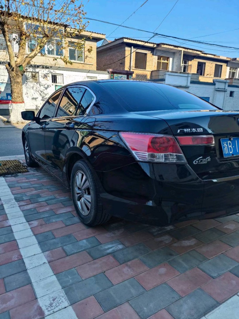 保定09年本田雅阁4