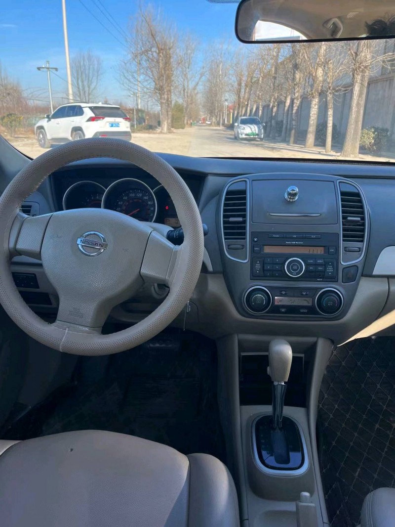 保定18年日产轩逸1