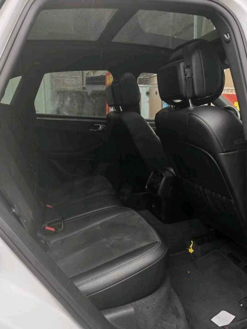 珠海18年保时捷Macan5