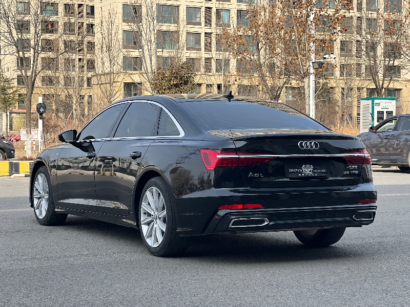 青岛21年奥迪A6L6