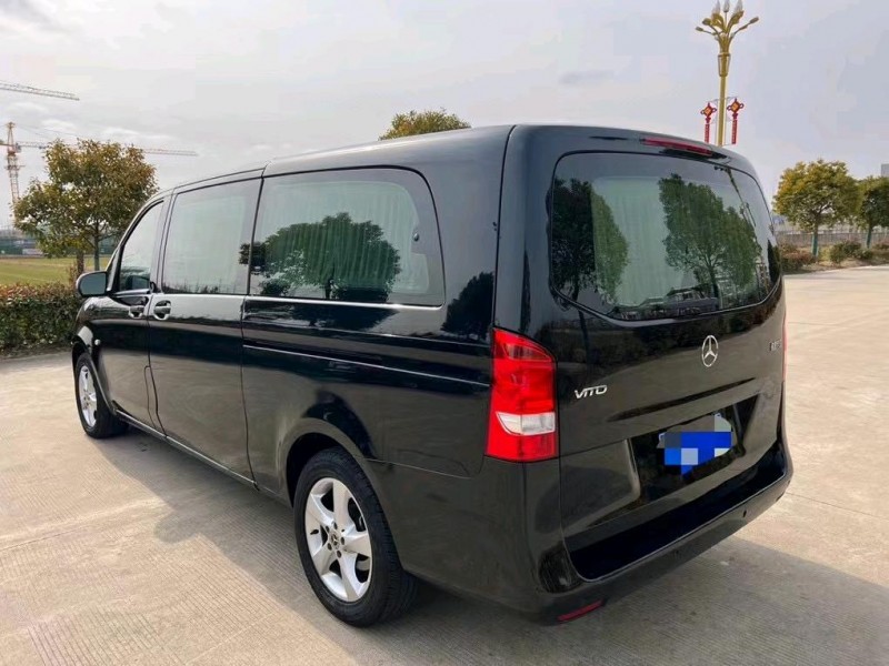 盐城19年奔驰威霆4