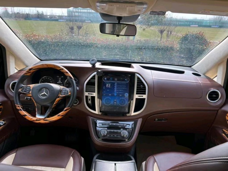 盐城19年奔驰威霆7