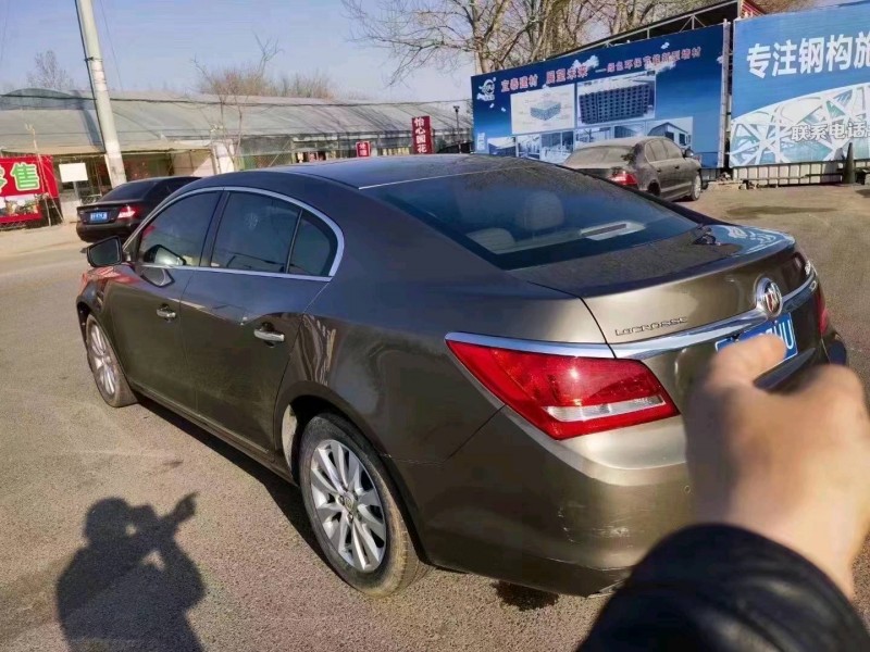 枣庄16年别克君越6