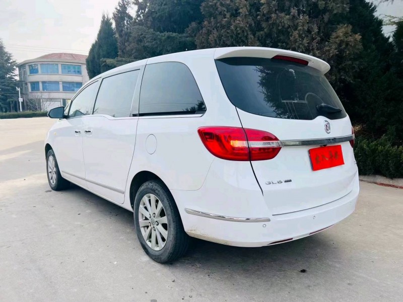 枣庄18年别克GL82