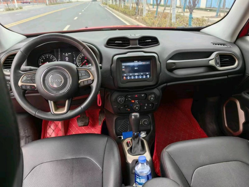 淮南18年Jeep自由侠8