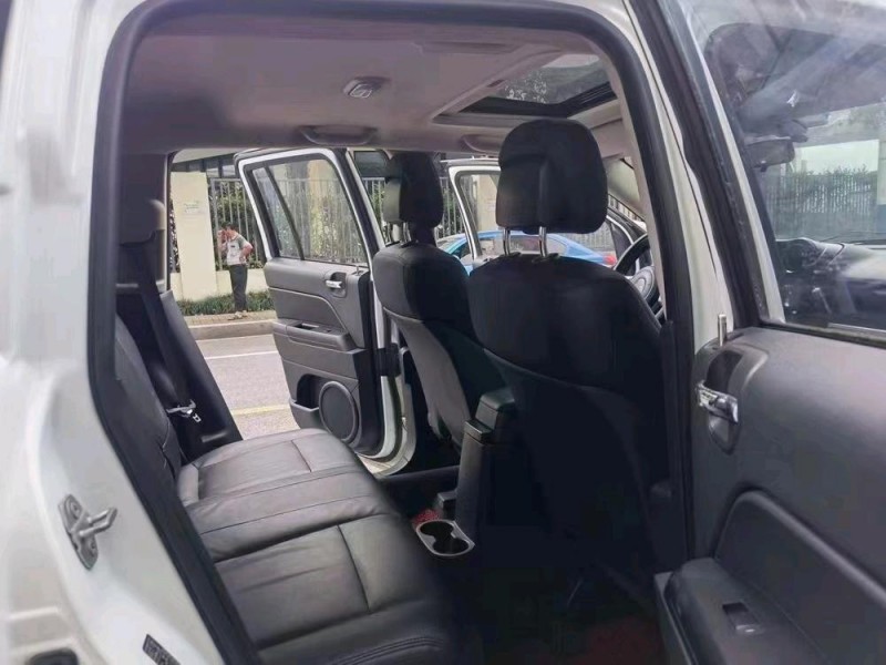 常州15年Jeep指南者5