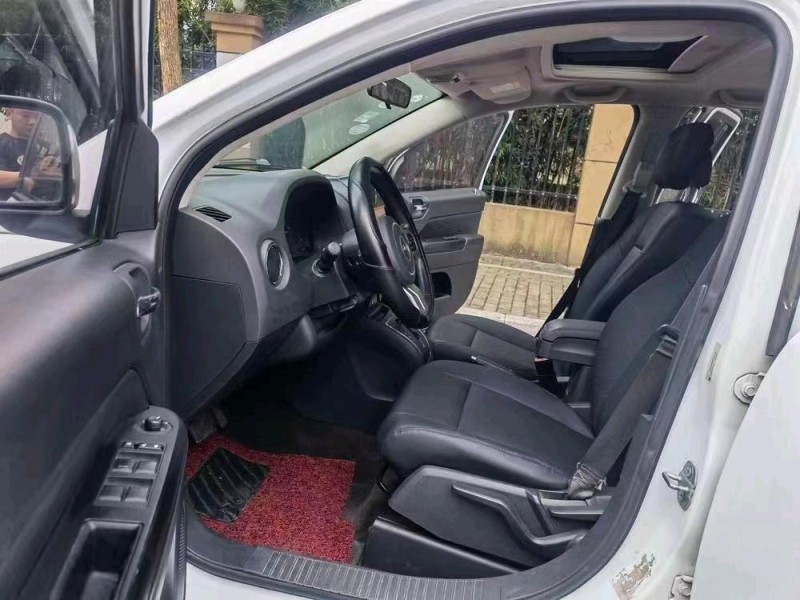 常州15年Jeep指南者8